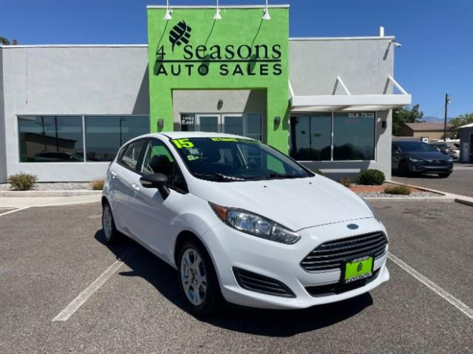 2015 Oxford White /Charcoal Black Ford Fiesta SE Hatchback (3FADP4EJ4FM) with an 1.6L L4 DOHC 16V engine, 6-Speed Automatic transmission, located at 1865 East Red Hills Pkwy, St. George, 84770, (435) 628-0023, 37.120850, -113.543640 - We specialize in helping ALL people get the best financing available. No matter your credit score, good, bad or none we can get you an amazing rate. Had a bankruptcy, divorce, or repossessions? We give you the green light to get your credit back on the road. Low down and affordable payments that fit - Photo #0