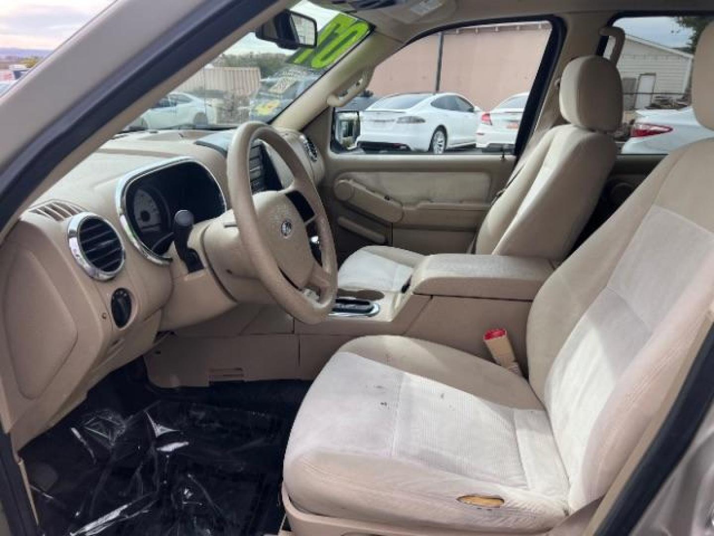 2007 Pueblo Gold Metallic /Camel Cloth Interior Ford Explorer Sport Trac XLT 4.0L 4WD (1FMEU51K07U) with an 4.0L V6 SOHC 12V FFV engine, 5-Speed Automatic transmission, located at 1865 East Red Hills Pkwy, St. George, 84770, (435) 628-0023, 37.120850, -113.543640 - We specialize in helping ALL people get the best financing available. No matter your credit score, good, bad or none we can get you an amazing rate. Had a bankruptcy, divorce, or repossessions? We give you the green light to get your credit back on the road. Low down and affordable payments that fit - Photo#14