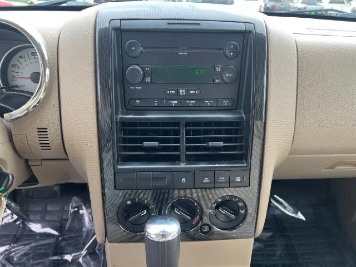 2007 Pueblo Gold Metallic /Camel Cloth Interior Ford Explorer Sport Trac XLT 4.0L 4WD (1FMEU51K07U) with an 4.0L V6 SOHC 12V FFV engine, 5-Speed Automatic transmission, located at 1865 East Red Hills Pkwy, St. George, 84770, (435) 628-0023, 37.120850, -113.543640 - We specialize in helping ALL people get the best financing available. No matter your credit score, good, bad or none we can get you an amazing rate. Had a bankruptcy, divorce, or repossessions? We give you the green light to get your credit back on the road. Low down and affordable payments that fit - Photo#17