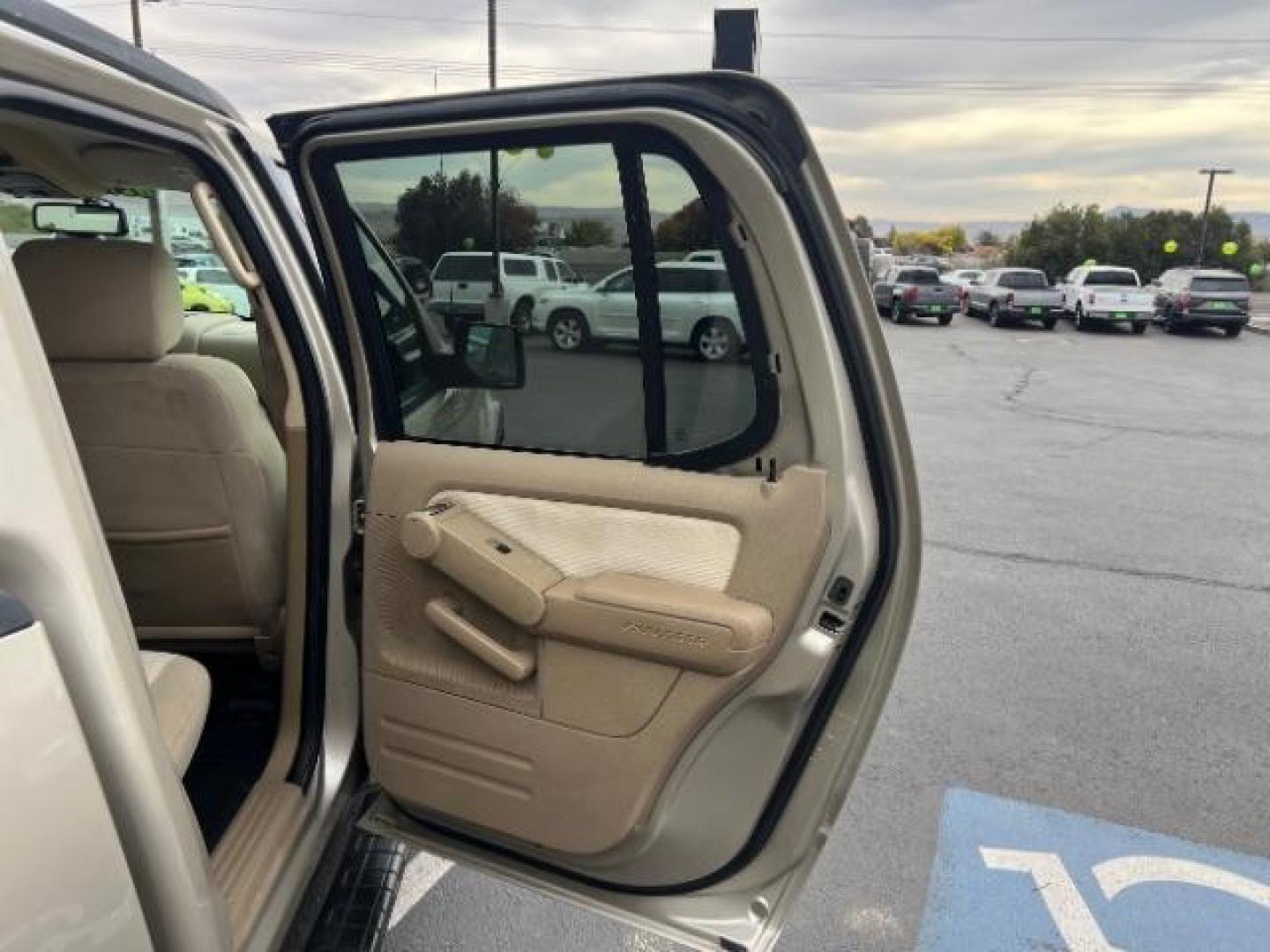 2007 Pueblo Gold Metallic /Camel Cloth Interior Ford Explorer Sport Trac XLT 4.0L 4WD (1FMEU51K07U) with an 4.0L V6 SOHC 12V FFV engine, 5-Speed Automatic transmission, located at 1865 East Red Hills Pkwy, St. George, 84770, (435) 628-0023, 37.120850, -113.543640 - We specialize in helping ALL people get the best financing available. No matter your credit score, good, bad or none we can get you an amazing rate. Had a bankruptcy, divorce, or repossessions? We give you the green light to get your credit back on the road. Low down and affordable payments that fit - Photo#24
