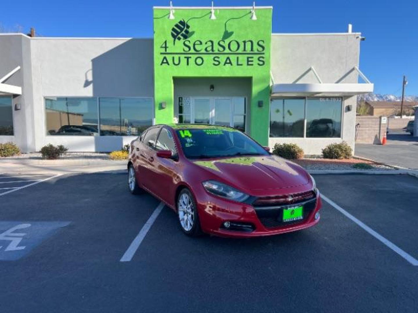 2013 Redline 2 Coat Pearl /Black Cloth Interior Dodge Dart SXT (1C3CDFBH5DD) with an 1.4L L4 DOHC 16V TUR engine, 6-Speed Manual transmission, located at 1865 East Red Hills Pkwy, St. George, 84770, (435) 628-0023, 37.120850, -113.543640 - We specialize in helping ALL people get the best financing available. No matter your credit score, good, bad or none we can get you an amazing rate. Had a bankruptcy, divorce, or repossessions? We give you the green light to get your credit back on the road. Low down and affordable payments that fit - Photo#0
