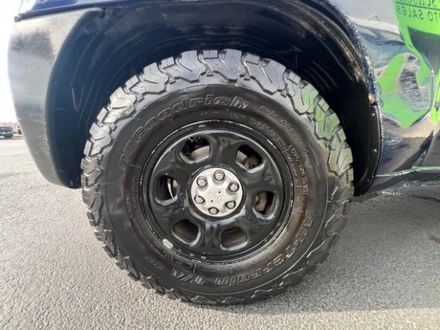 2008 Midnight Blue /Steel/Graphite Cloth Nissan Xterra S 4WD (5N1AN08W28C) with an 4.0L V6 DOHC 24V engine, 5-Speed Automatic transmission, located at 1865 East Red Hills Pkwy, St. George, 84770, (435) 628-0023, 37.120850, -113.543640 - We specialize in helping ALL people get the best financing available. No matter your credit score, good, bad or none we can get you an amazing rate. Had a bankruptcy, divorce, or repossessions? We give you the green light to get your credit back on the road. Low down and affordable payments that fit - Photo#10