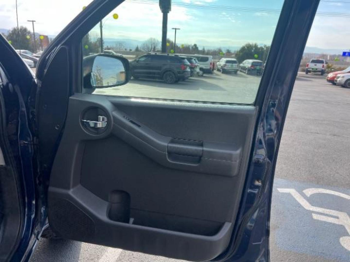 2008 Midnight Blue /Steel/Graphite Cloth Nissan Xterra S 4WD (5N1AN08W28C) with an 4.0L V6 DOHC 24V engine, 5-Speed Automatic transmission, located at 1865 East Red Hills Pkwy, St. George, 84770, (435) 628-0023, 37.120850, -113.543640 - We specialize in helping ALL people get the best financing available. No matter your credit score, good, bad or none we can get you an amazing rate. Had a bankruptcy, divorce, or repossessions? We give you the green light to get your credit back on the road. Low down and affordable payments that fit - Photo#27
