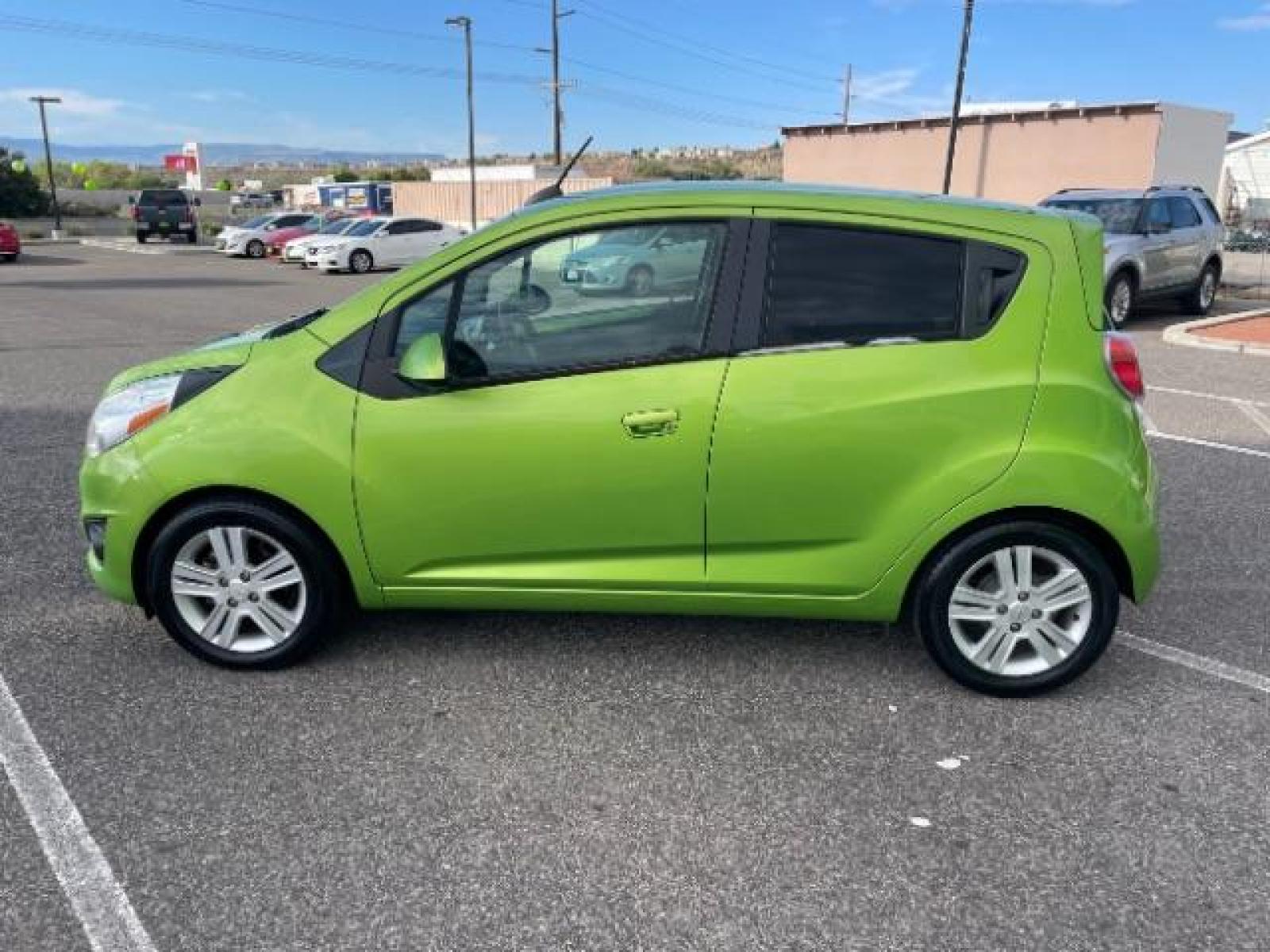 2015 Lime Metallic /Silver w/Silver Trim Chevrolet Spark LS Manual (KL8CA6S91FC) with an 1.2L L4 16V DOHC engine, 5-Speed Manual transmission, located at 1865 East Red Hills Pkwy, St. George, 84770, (435) 628-0023, 37.120850, -113.543640 - We specialize in helping ALL people get the best financing available. No matter your credit score, good, bad or none we can get you an amazing rate. Had a bankruptcy, divorce, or repossessions? We give you the green light to get your credit back on the road. Low down and affordable payments that fit - Photo #5