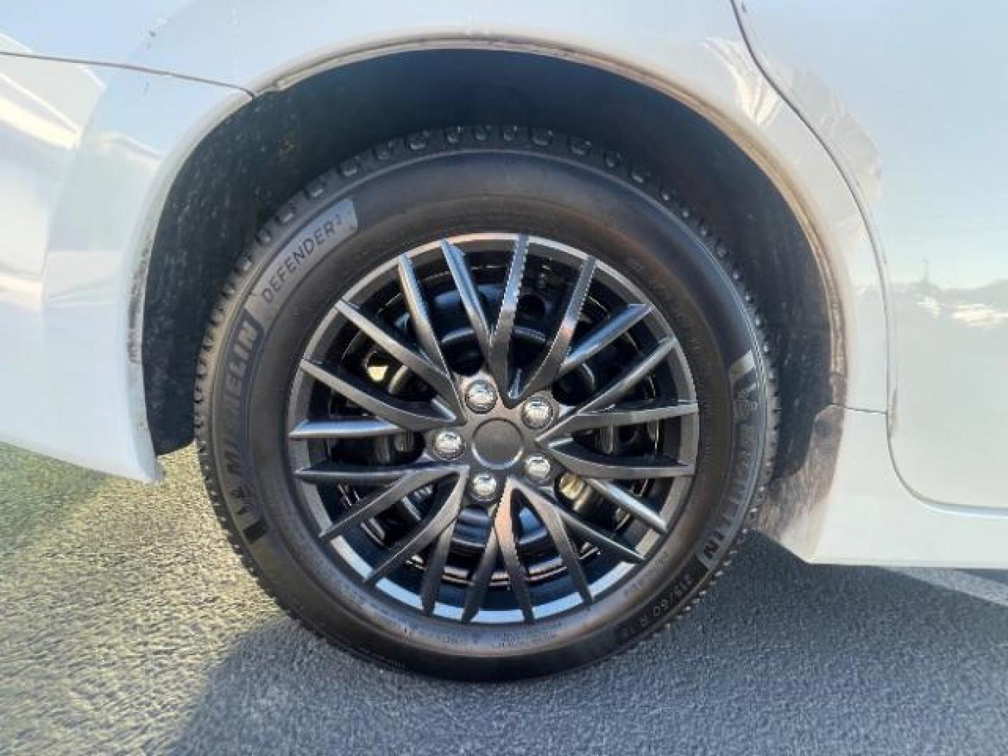 2018 Glacier White /Charcoal, cloth Nissan Altima 2.5 S (1N4AL3AP5JC) with an 2.5L L4 DOHC 16V engine, Continuously Variable Transmission transmission, located at 940 North Main Street, Cedar City, UT, 84720, (435) 628-0023, 37.692936, -113.061897 - We specialize in helping ALL people get the best financing available. No matter your credit score, good, bad or none we can get you an amazing rate. Had a bankruptcy, divorce, or repossessions? We give you the green light to get your credit back on the road. Low down and affordable payments that fit - Photo#8