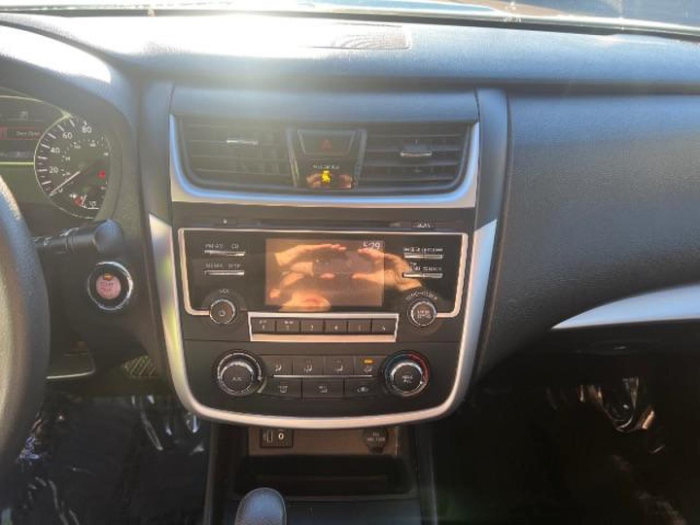 2018 Glacier White /Charcoal, cloth Nissan Altima 2.5 S (1N4AL3AP5JC) with an 2.5L L4 DOHC 16V engine, Continuously Variable Transmission transmission, located at 940 North Main Street, Cedar City, UT, 84720, (435) 628-0023, 37.692936, -113.061897 - We specialize in helping ALL people get the best financing available. No matter your credit score, good, bad or none we can get you an amazing rate. Had a bankruptcy, divorce, or repossessions? We give you the green light to get your credit back on the road. Low down and affordable payments that fit - Photo#17