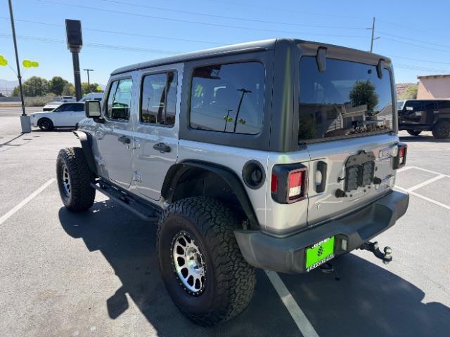 2019 Grey /Black Jeep Wrangler Unlimited Sport (1C4HJXDG3KW) with an 3.6L V6 DOHC 24V FFV engine, 6-Speed Automatic transmission, located at 1865 East Red Hills Pkwy, St. George, 84770, (435) 628-0023, 37.120850, -113.543640 - We specialize in helping ALL people get the best financing available. No matter your credit score, good, bad or none we can get you an amazing rate. Had a bankruptcy, divorce, or repossessions? We give you the green light to get your credit back on the road. Low down and affordable payments that fit - Photo#4