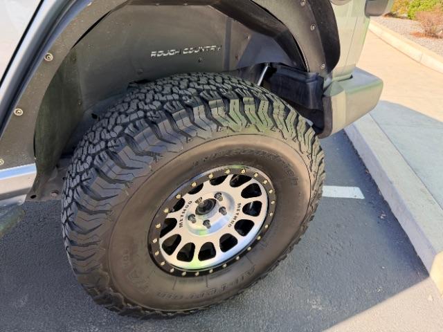 2019 Grey /Black Jeep Wrangler Unlimited Sport (1C4HJXDG3KW) with an 3.6L V6 DOHC 24V FFV engine, 6-Speed Automatic transmission, located at 1865 East Red Hills Pkwy, St. George, 84770, (435) 628-0023, 37.120850, -113.543640 - We specialize in helping ALL people get the best financing available. No matter your credit score, good, bad or none we can get you an amazing rate. Had a bankruptcy, divorce, or repossessions? We give you the green light to get your credit back on the road. Low down and affordable payments that fit - Photo#8