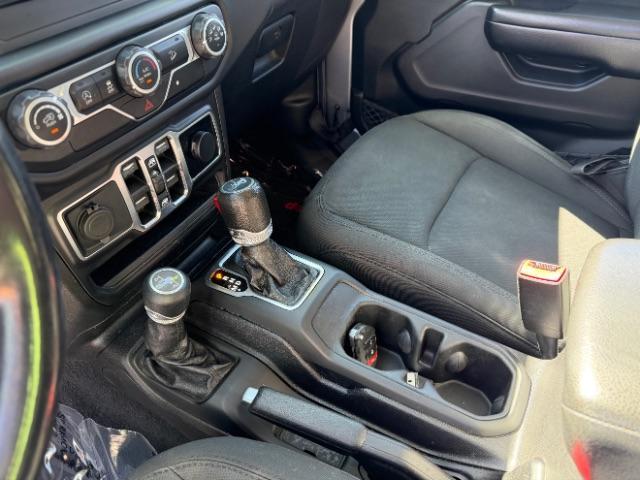 2019 Grey /Black Jeep Wrangler Unlimited Sport (1C4HJXDG3KW) with an 3.6L V6 DOHC 24V FFV engine, 6-Speed Automatic transmission, located at 1865 East Red Hills Pkwy, St. George, 84770, (435) 628-0023, 37.120850, -113.543640 - We specialize in helping ALL people get the best financing available. No matter your credit score, good, bad or none we can get you an amazing rate. Had a bankruptcy, divorce, or repossessions? We give you the green light to get your credit back on the road. Low down and affordable payments that fit - Photo#24