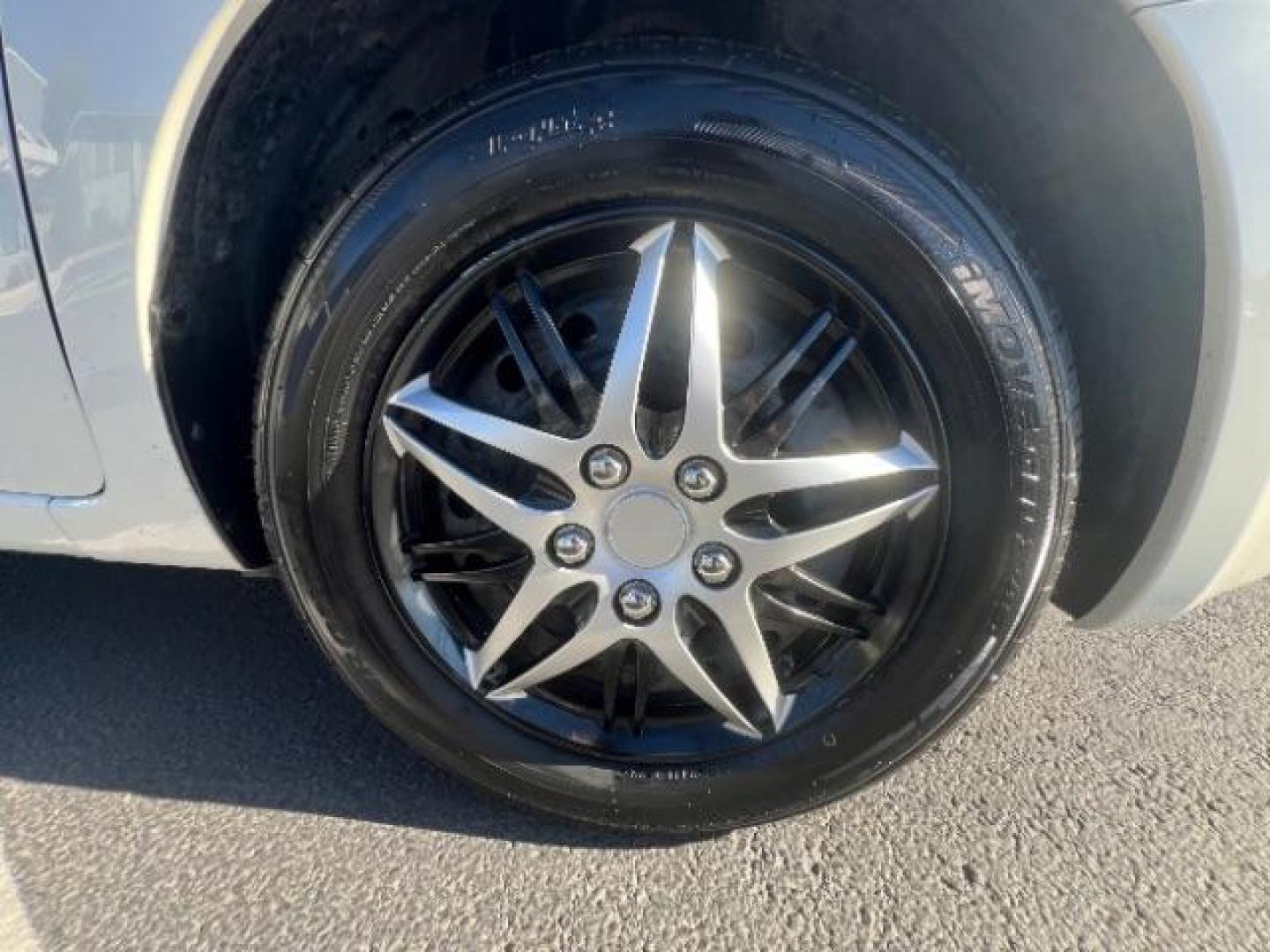 2012 Pearl White /Light Gray Cloth Int Nissan cube 1.8 S (JN8AZ2KR3CT) with an 1.8L L4 DOHC 16V engine, Continuously Variabl transmission, located at 1865 East Red Hills Pkwy, St. George, 84770, (435) 628-0023, 37.120850, -113.543640 - Photo#10