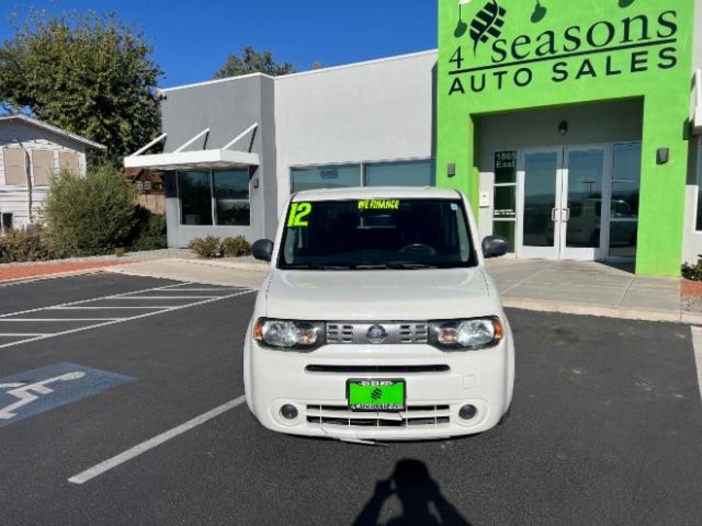 2012 Pearl White /Light Gray Cloth Int Nissan cube 1.8 S (JN8AZ2KR3CT) with an 1.8L L4 DOHC 16V engine, Continuously Variabl transmission, located at 1865 East Red Hills Pkwy, St. George, 84770, (435) 628-0023, 37.120850, -113.543640 - Photo#1