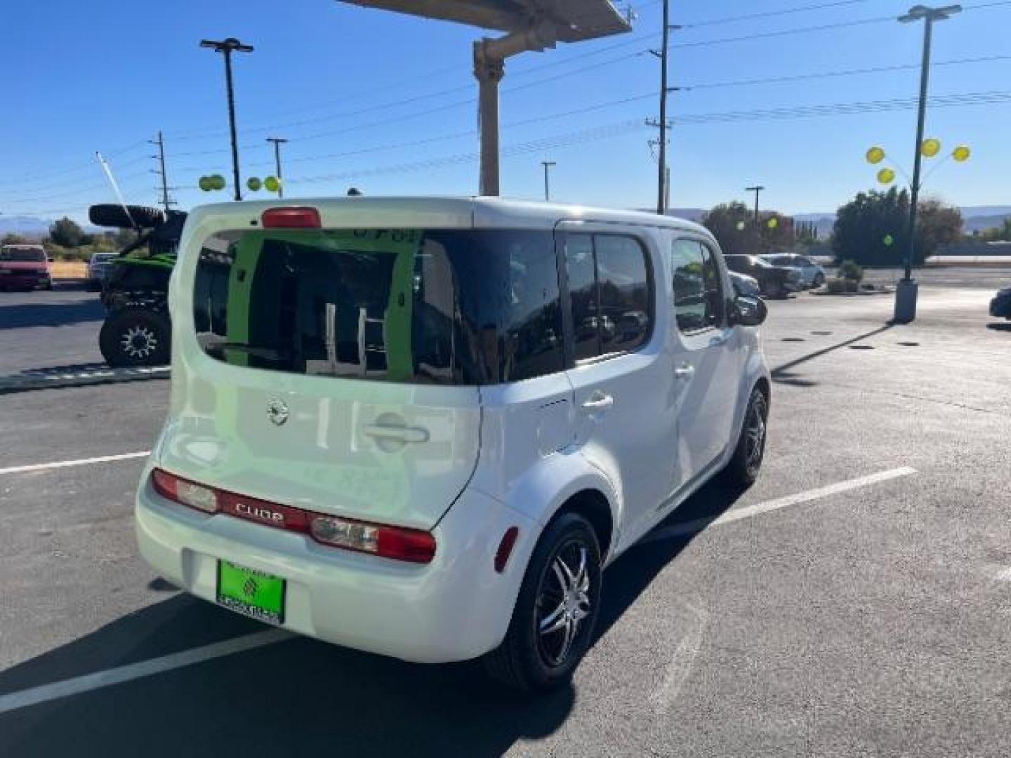 2012 Pearl White /Light Gray Cloth Int Nissan cube 1.8 S (JN8AZ2KR3CT) with an 1.8L L4 DOHC 16V engine, Continuously Variabl transmission, located at 1865 East Red Hills Pkwy, St. George, 84770, (435) 628-0023, 37.120850, -113.543640 - Photo#6