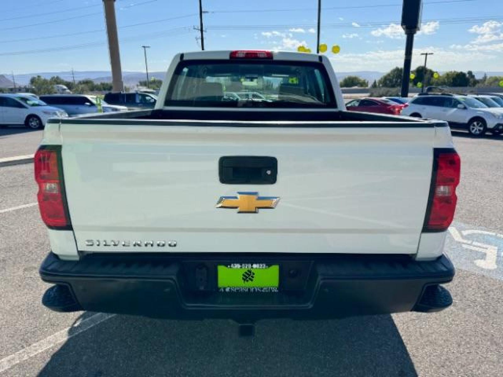 2018 Summit White /Gray Leather Interior Chevrolet Silverado 1500 Work Truck Crew Cab Short Box 2WD (3GCPCNEH0JG) with an 4.3L V6 OHV 12V engine, 6-Speed Automatic transmission, located at 1865 East Red Hills Pkwy, St. George, 84770, (435) 628-0023, 37.120850, -113.543640 - Photo #8