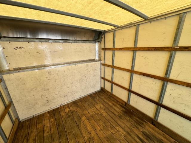 2015 White /Gray Leather Ford Econoline E-350 Super Duty (1FDWE3FL6FD) with an 5.4L V8 SOHC 16V engine, 4-Speed Automatic transmission, located at 1865 East Red Hills Pkwy, St. George, 84770, (435) 628-0023, 37.120850, -113.543640 - We specialize in helping ALL people get the best financing available. No matter your credit score, good, bad or none we can get you an amazing rate. Had a bankruptcy, divorce, or repossessions? We give you the green light to get your credit back on the road. Low down and affordable payments that fit - Photo#24