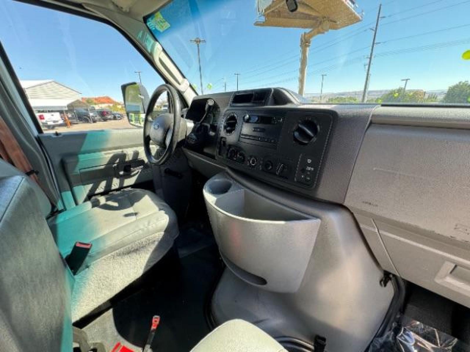 2015 White /Gray Leather Ford Econoline E-350 Super Duty (1FDWE3FL6FD) with an 5.4L V8 SOHC 16V engine, 4-Speed Automatic transmission, located at 1865 East Red Hills Pkwy, St. George, 84770, (435) 628-0023, 37.120850, -113.543640 - Photo #28