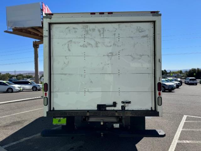 2015 White /Gray Leather Ford Econoline E-350 Super Duty (1FDWE3FL6FD) with an 5.4L V8 SOHC 16V engine, 4-Speed Automatic transmission, located at 1865 East Red Hills Pkwy, St. George, 84770, (435) 628-0023, 37.120850, -113.543640 - We specialize in helping ALL people get the best financing available. No matter your credit score, good, bad or none we can get you an amazing rate. Had a bankruptcy, divorce, or repossessions? We give you the green light to get your credit back on the road. Low down and affordable payments that fit - Photo#7