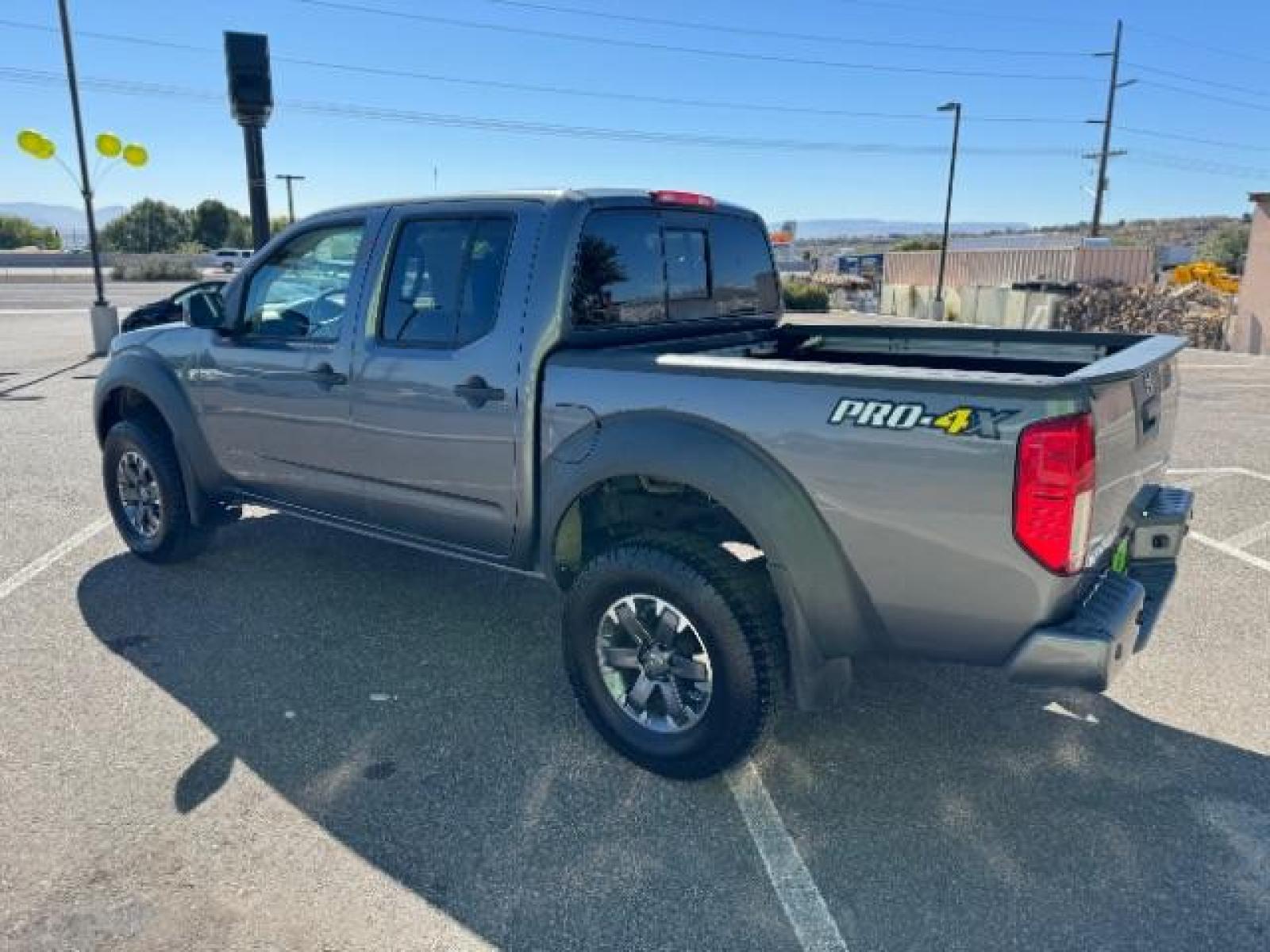 2018 Arctic Blue Metallic /Graphite w/White Stitching, cloth Nissan Frontier PRO-4X Crew Cab 5AT 4WD (1N6AD0EV9JN) with an 4.0L V6 DOHC 24V engine, 5-Speed Automatic transmission, located at 1865 East Red Hills Pkwy, St. George, 84770, (435) 628-0023, 37.120850, -113.543640 - We specialize in helping ALL people get the best financing available. No matter your credit score, good, bad or none we can get you an amazing rate. Had a bankruptcy, divorce, or repossessions? We give you the green light to get your credit back on the road. Low down and affordable payments that fit - Photo #6