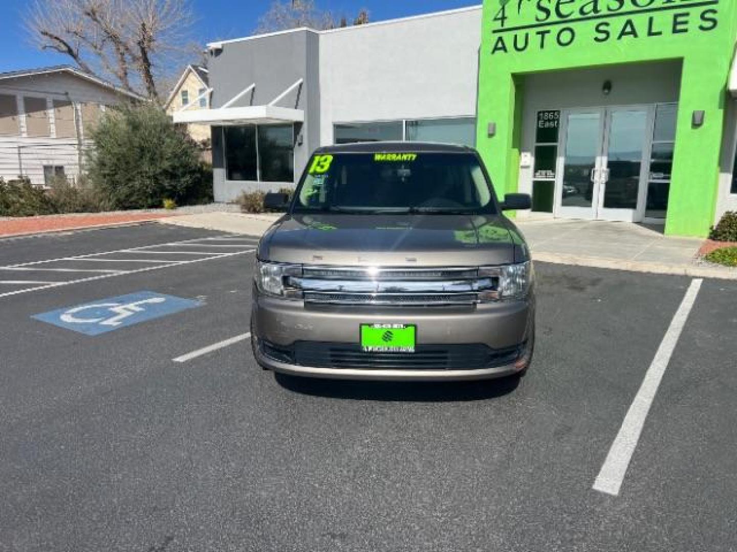 2013 Mineral Gray Metallic /Charcoal Black Cloth Interior Ford Flex SE FWD (2FMGK5B81DB) with an 3.5L V6 DOHC 24V engine, 6-Speed Automatic Overdrive transmission, located at 940 North Main Street, Cedar City, UT, 84720, (435) 628-0023, 37.692936, -113.061897 - We specialize in helping ALL people get the best financing available. No matter your credit score, good, bad or none we can get you an amazing rate. Had a bankruptcy, divorce, or repossessions? We give you the green light to get your credit back on the road. Low down and affordable payments that fit - Photo#1