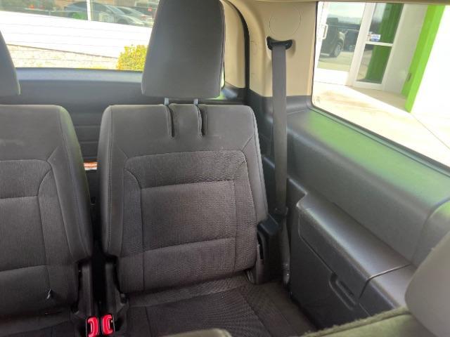 2013 Mineral Gray Metallic /Charcoal Black Cloth Interior Ford Flex SE FWD (2FMGK5B81DB) with an 3.5L V6 DOHC 24V engine, 6-Speed Automatic Overdrive transmission, located at 1865 East Red Hills Pkwy, St. George, 84770, (435) 628-0023, 37.120850, -113.543640 - We specialize in helping ALL people get the best financing available. No matter your credit score, good, bad or none we can get you an amazing rate. Had a bankruptcy, divorce, or repossessions? We give you the green light to get your credit back on the road. Low down and affordable payments that fit - Photo#26