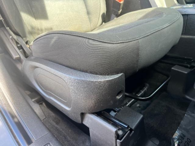 2013 Mineral Gray Metallic /Charcoal Black Cloth Interior Ford Flex SE FWD (2FMGK5B81DB) with an 3.5L V6 DOHC 24V engine, 6-Speed Automatic Overdrive transmission, located at 1865 East Red Hills Pkwy, St. George, 84770, (435) 628-0023, 37.120850, -113.543640 - We specialize in helping ALL people get the best financing available. No matter your credit score, good, bad or none we can get you an amazing rate. Had a bankruptcy, divorce, or repossessions? We give you the green light to get your credit back on the road. Low down and affordable payments that fit - Photo#31