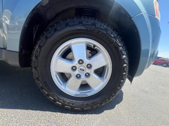 2012 Steel Blue Metallic /Camel Cloth Interior Ford Escape XLT FWD (1FMCU0DG8CK) with an 3.0L V6 DOHC 24V engine, 6-Speed Automatic transmission, located at 1865 East Red Hills Pkwy, St. George, 84770, (435) 628-0023, 37.120850, -113.543640 - We specialize in helping ALL people get the best financing available. No matter your credit score, good, bad or none we can get you an amazing rate. Had a bankruptcy, divorce, or repossessions? We give you the green light to get your credit back on the road. Low down and affordable payments that fit - Photo#8