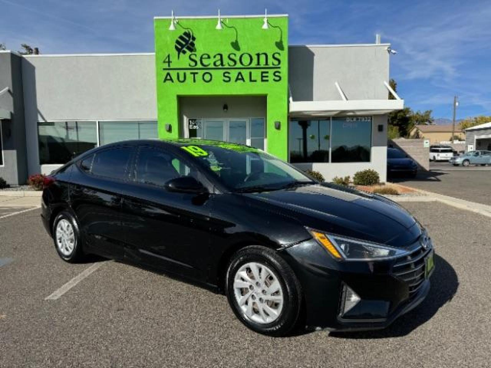 2019 Phantom Black /Beige, cloth Hyundai Elantra SE 6AT (5NPD74LF9KH) with an 1.8L L4 DOHC 16V engine, 6-Speed Automatic transmission, located at 1865 East Red Hills Pkwy, St. George, 84770, (435) 628-0023, 37.120850, -113.543640 - We specialize in helping ALL people get the best financing available. No matter your credit score, good, bad or none we can get you an amazing rate. Had a bankruptcy, divorce, or repossessions? We give you the green light to get your credit back on the road. Low down and affordable payments that fit - Photo #0