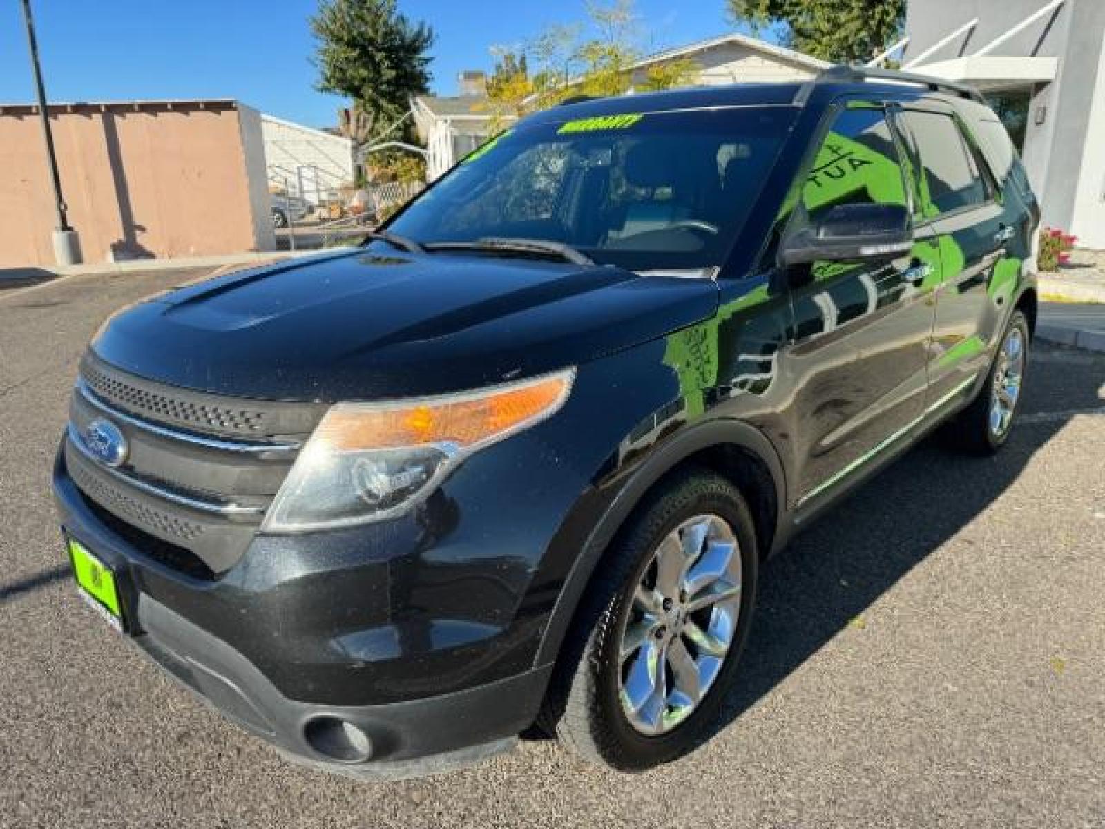 2015 Tuxedo Black Metallic /Charcoal Black, premium cloth Ford Explorer XLT FWD (1FM5K7D8XFG) with an 3.5L V6 DOHC 24V engine, 6-Speed Automatic transmission, located at 1865 East Red Hills Pkwy, St. George, 84770, (435) 628-0023, 37.120850, -113.543640 - Photo #3