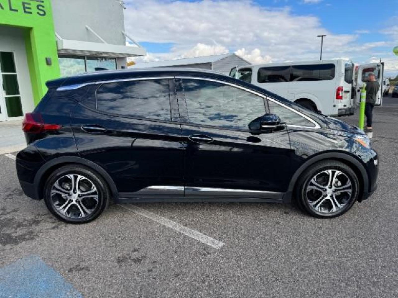 2020 Mosaic Black Metallic /Dark Galvanized Gray, leather Chevrolet Bolt EV Premier (1G1FZ6S06L4) with an ELECTRIC engine, 1-Speed Automatic transmission, located at 1865 East Red Hills Pkwy, St. George, 84770, (435) 628-0023, 37.120850, -113.543640 - Qualifies for $4,000 EV federal tax credit! We specialize in helping ALL people get the best financing available. No matter your credit score, good, bad or none we can get you an amazing rate. Had a bankruptcy, divorce, or repossessions? We give you the green light to get your credit back on the ro - Photo #10