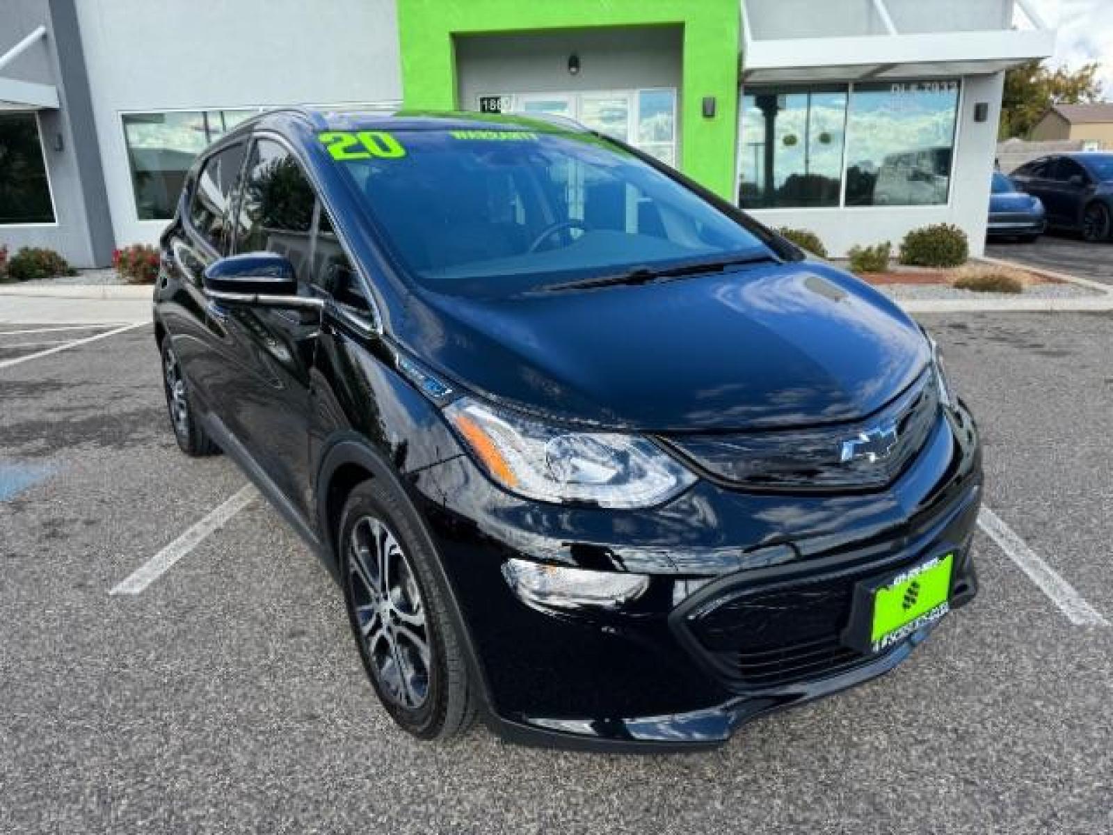 2020 Mosaic Black Metallic /Dark Galvanized Gray, leather Chevrolet Bolt EV Premier (1G1FZ6S06L4) with an ELECTRIC engine, 1-Speed Automatic transmission, located at 1865 East Red Hills Pkwy, St. George, 84770, (435) 628-0023, 37.120850, -113.543640 - Qualifies for $4,000 EV federal tax credit! We specialize in helping ALL people get the best financing available. No matter your credit score, good, bad or none we can get you an amazing rate. Had a bankruptcy, divorce, or repossessions? We give you the green light to get your credit back on the ro - Photo #1