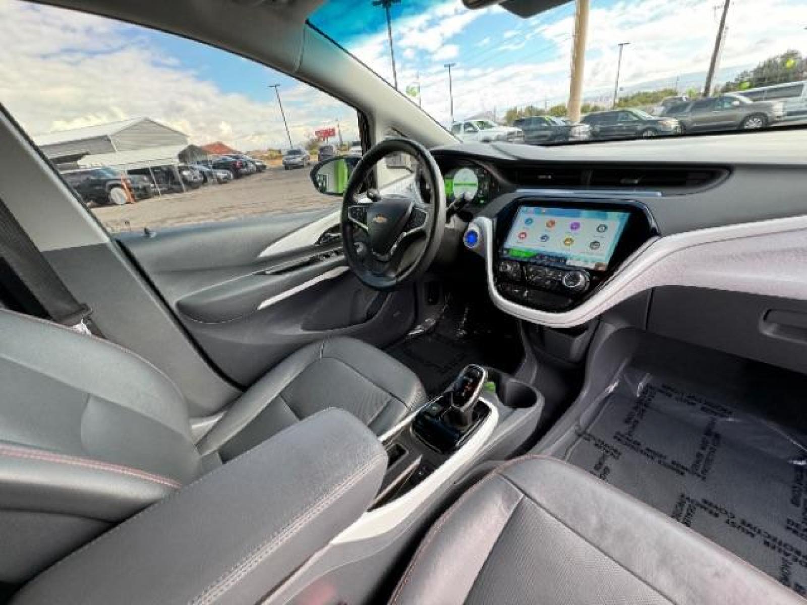 2020 Mosaic Black Metallic /Dark Galvanized Gray, leather Chevrolet Bolt EV Premier (1G1FZ6S06L4) with an ELECTRIC engine, 1-Speed Automatic transmission, located at 1865 East Red Hills Pkwy, St. George, 84770, (435) 628-0023, 37.120850, -113.543640 - Qualifies for $4,000 EV federal tax credit! We specialize in helping ALL people get the best financing available. No matter your credit score, good, bad or none we can get you an amazing rate. Had a bankruptcy, divorce, or repossessions? We give you the green light to get your credit back on the ro - Photo #39