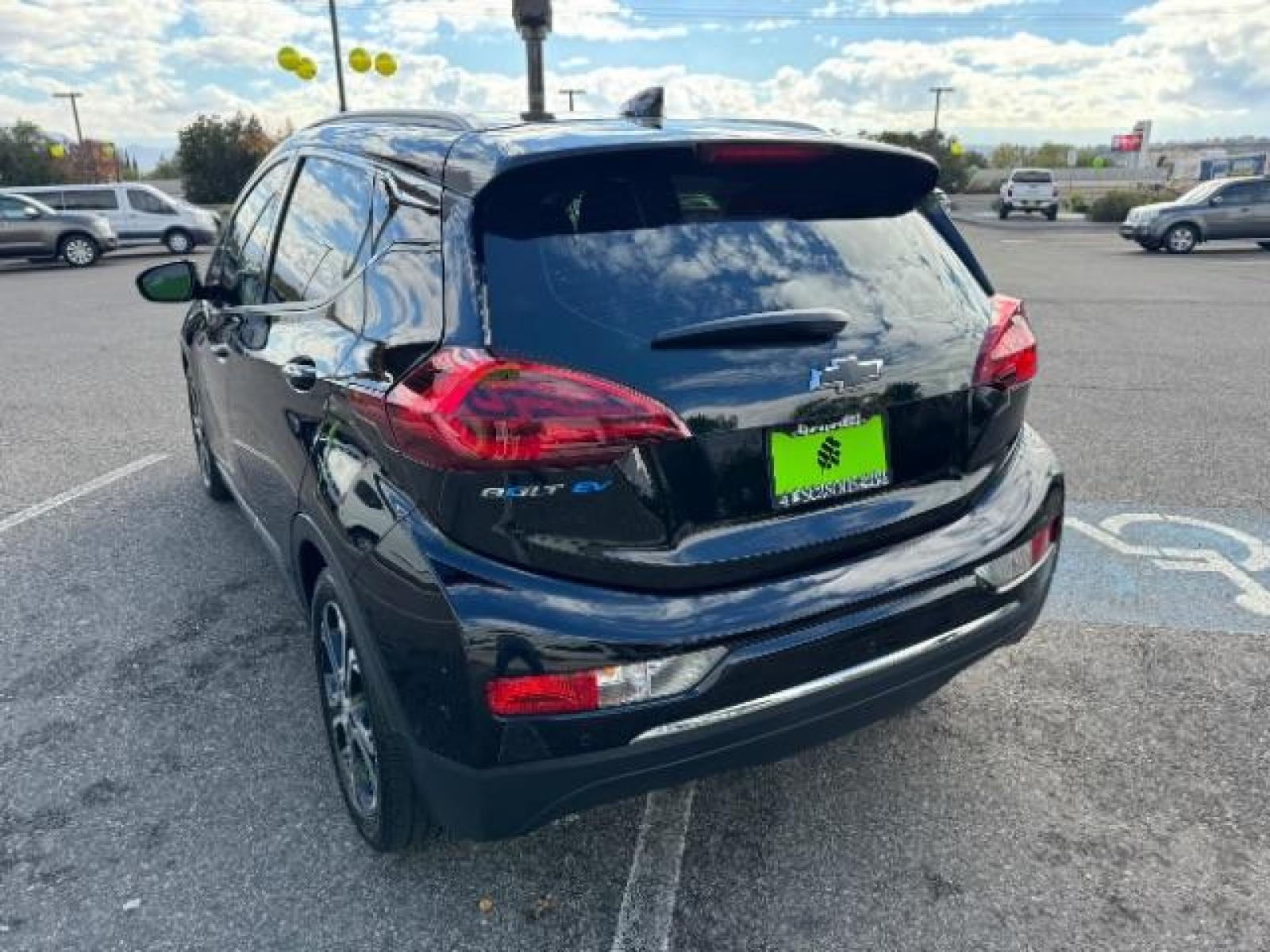 2020 Mosaic Black Metallic /Dark Galvanized Gray, leather Chevrolet Bolt EV Premier (1G1FZ6S06L4) with an ELECTRIC engine, 1-Speed Automatic transmission, located at 1865 East Red Hills Pkwy, St. George, 84770, (435) 628-0023, 37.120850, -113.543640 - Qualifies for $4,000 EV federal tax credit! We specialize in helping ALL people get the best financing available. No matter your credit score, good, bad or none we can get you an amazing rate. Had a bankruptcy, divorce, or repossessions? We give you the green light to get your credit back on the ro - Photo #7