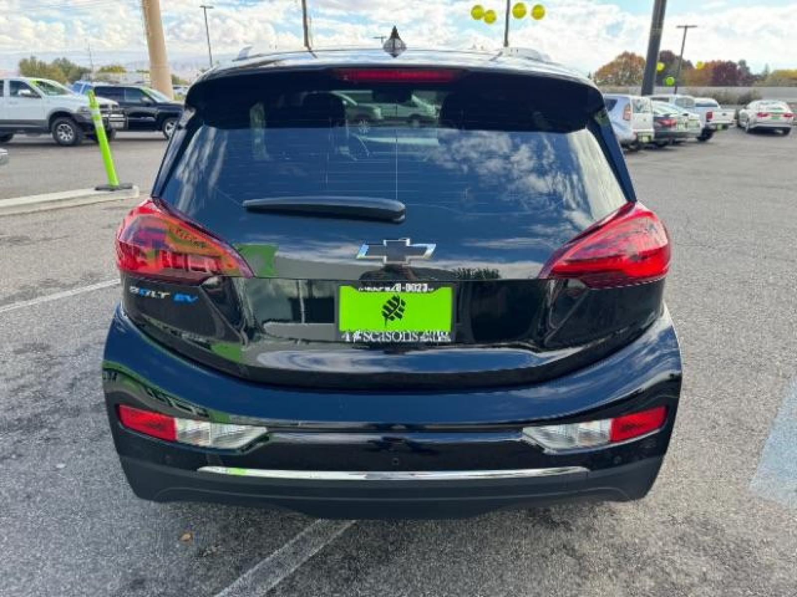 2020 Mosaic Black Metallic /Dark Galvanized Gray, leather Chevrolet Bolt EV Premier (1G1FZ6S06L4) with an ELECTRIC engine, 1-Speed Automatic transmission, located at 1865 East Red Hills Pkwy, St. George, 84770, (435) 628-0023, 37.120850, -113.543640 - Qualifies for $4,000 EV federal tax credit! We specialize in helping ALL people get the best financing available. No matter your credit score, good, bad or none we can get you an amazing rate. Had a bankruptcy, divorce, or repossessions? We give you the green light to get your credit back on the ro - Photo #8
