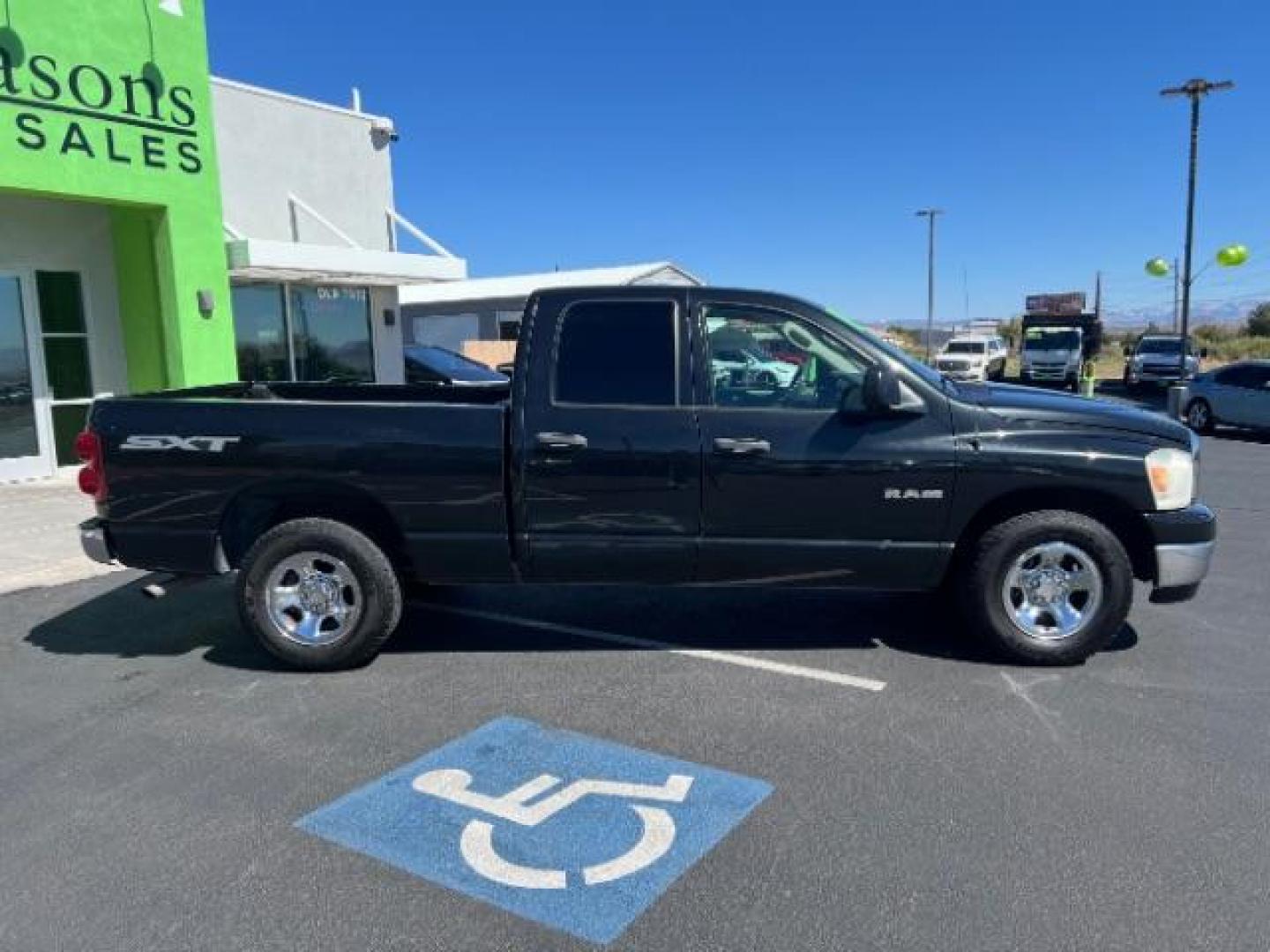 2008 Brilliant Black Crystal Pearl /Medium Slate Gray Cloth Interior Dodge Ram 1500 ST Quad Cab 2WD (1D7HA18K18J) with an 3.7L V6 SOHC 12V engine, 5-Speed Automatic transmission, located at 1865 East Red Hills Pkwy, St. George, 84770, (435) 628-0023, 37.120850, -113.543640 - Photo#7