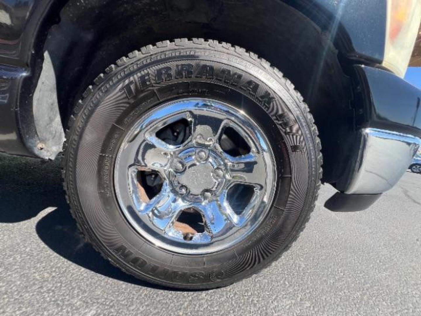 2008 Brilliant Black Crystal Pearl /Medium Slate Gray Cloth Interior Dodge Ram 1500 ST Quad Cab 2WD (1D7HA18K18J) with an 3.7L V6 SOHC 12V engine, 5-Speed Automatic transmission, located at 1865 East Red Hills Pkwy, St. George, 84770, (435) 628-0023, 37.120850, -113.543640 - Photo#9