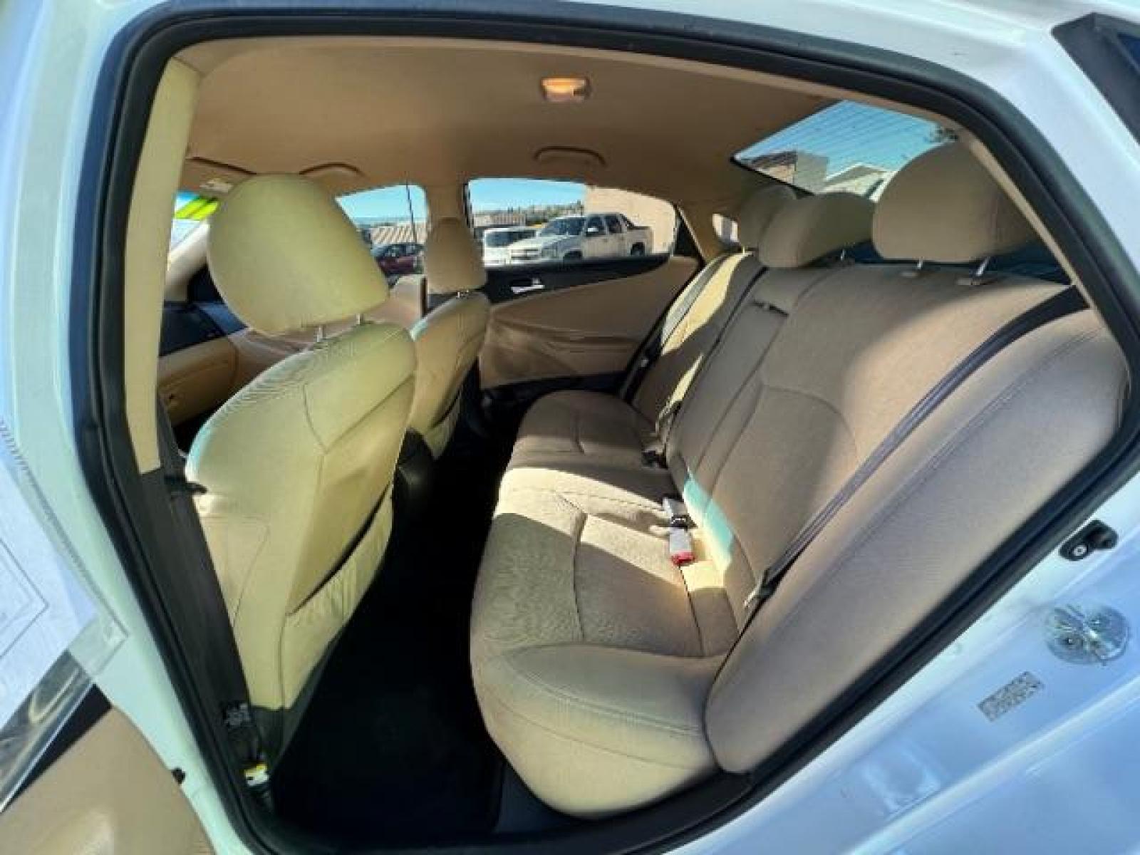 2011 Pearl White /Camel Cloth Interior Hyundai Sonata GLS Auto (5NPEB4AC7BH) with an 2.4L L4 DOHC 16V engine, 6-Speed Automatic transmission, located at 1865 East Red Hills Pkwy, St. George, 84770, (435) 628-0023, 37.120850, -113.543640 - Photo #23