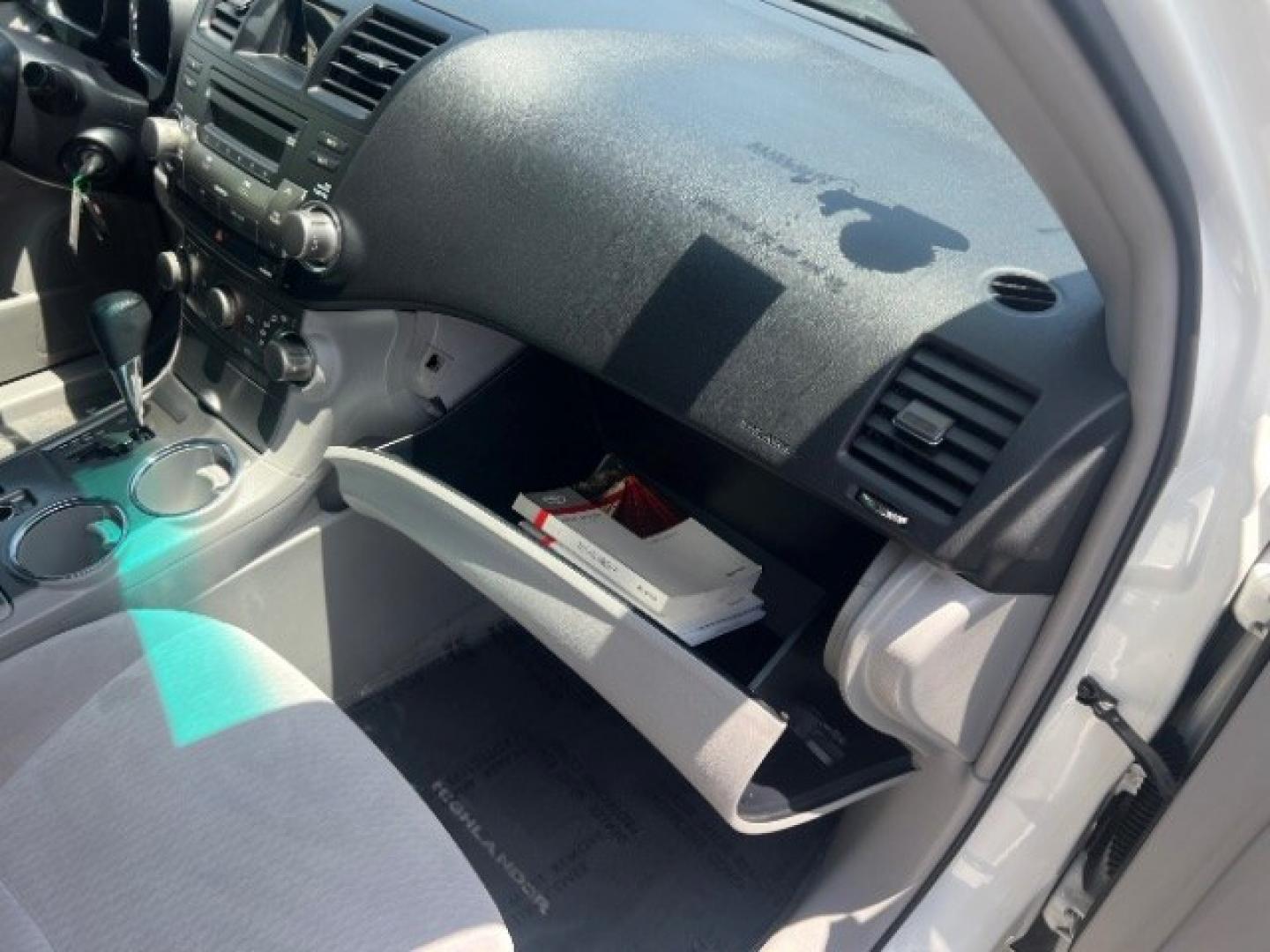 2010 Blizzard Pearl /Ash Cloth Interior Toyota Highlander Base 2WD I4 (JTEZA3EH5A2) with an 2.7L L4 DOHC 16V engine, 6-Speed Automatic transmission, located at 1865 East Red Hills Pkwy, St. George, 84770, (435) 628-0023, 37.120850, -113.543640 - Versatile Southern Utah travel starts with this 2010 Toyota Highlander Base. Its 2.7L 4-cylinder engine, 5-speed automatic transmission, and front-wheel drive make it a smart fit for family errands, school runs, and weekend trips. With 167709 miles, this Highlander is ready for its next adventure.- Photo#29