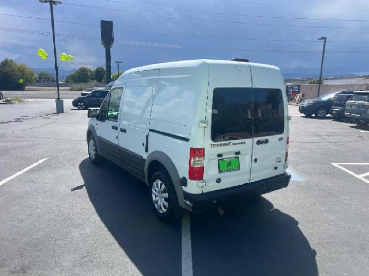 2013 Frozen White /Dark Gray Ford Transit Connect XLT with Side and Rear Door Glass (NM0LS7DN8DT) with an 2.0L L4 DOHC 16V engine, 4-Speed Automatic transmission, located at 1865 East Red Hills Pkwy, St. George, 84770, (435) 628-0023, 37.120850, -113.543640 - We specialize in helping ALL people get the best financing available. No matter your credit score, good, bad or none we can get you an amazing rate. Had a bankruptcy, divorce, or repossessions? We give you the green light to get your credit back on the road. Low down and affordable payments that fit - Photo#4