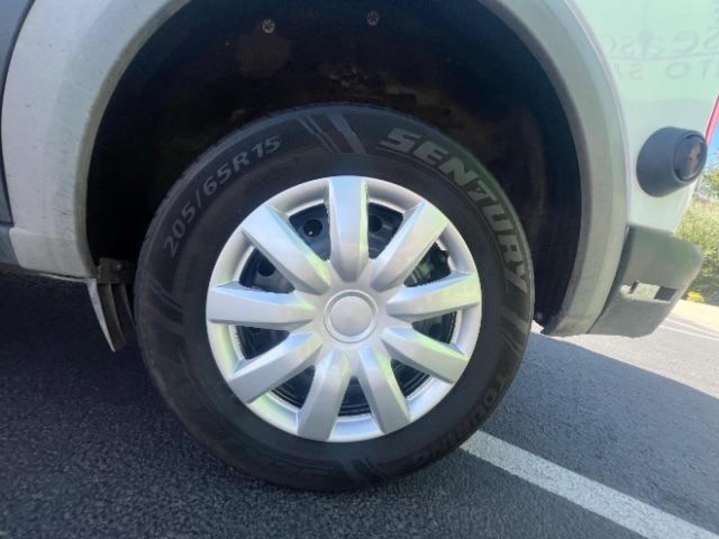 2013 Frozen White /Dark Gray Ford Transit Connect XLT with Side and Rear Door Glass (NM0LS7DN8DT) with an 2.0L L4 DOHC 16V engine, 4-Speed Automatic transmission, located at 1865 East Red Hills Pkwy, St. George, 84770, (435) 628-0023, 37.120850, -113.543640 - We specialize in helping ALL people get the best financing available. No matter your credit score, good, bad or none we can get you an amazing rate. Had a bankruptcy, divorce, or repossessions? We give you the green light to get your credit back on the road. Low down and affordable payments that fit - Photo#8