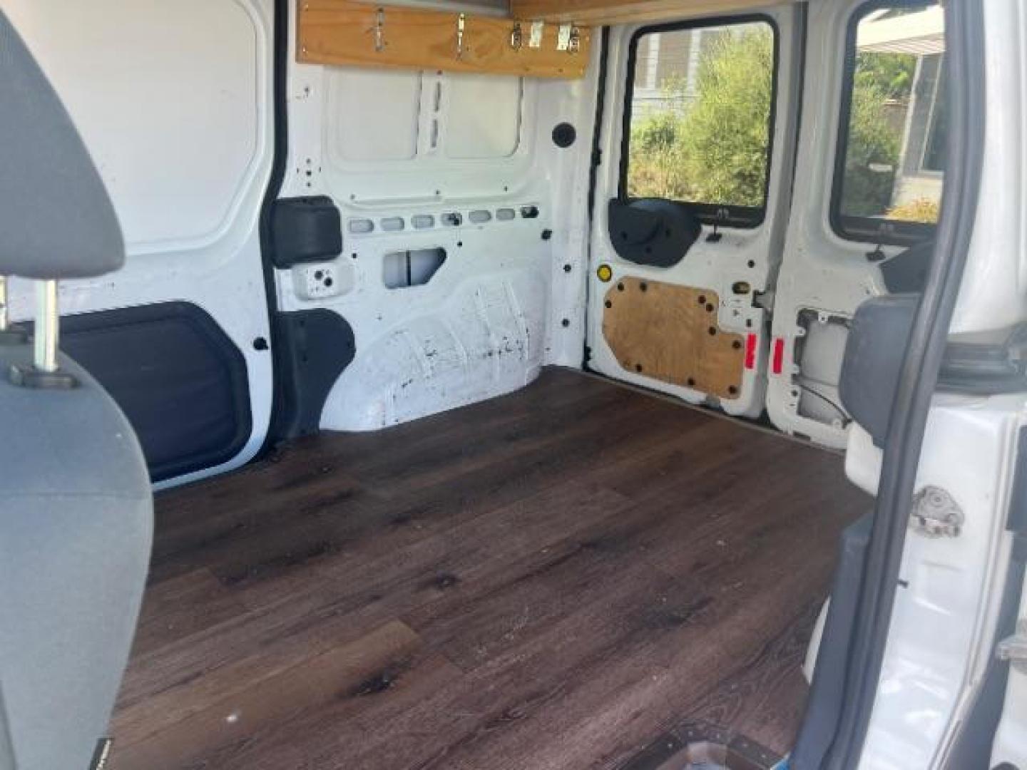 2013 Frozen White /Dark Gray Ford Transit Connect XLT with Side and Rear Door Glass (NM0LS7DN8DT) with an 2.0L L4 DOHC 16V engine, 4-Speed Automatic transmission, located at 1865 East Red Hills Pkwy, St. George, 84770, (435) 628-0023, 37.120850, -113.543640 - We specialize in helping ALL people get the best financing available. No matter your credit score, good, bad or none we can get you an amazing rate. Had a bankruptcy, divorce, or repossessions? We give you the green light to get your credit back on the road. Low down and affordable payments that fit - Photo#21
