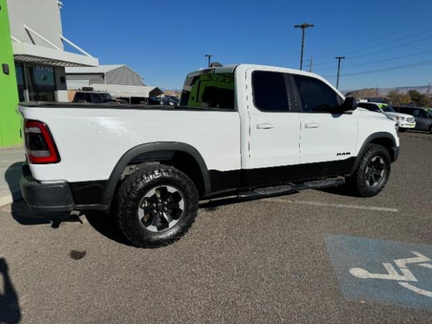 2019 White /Black RAM 1500 Rebel Quad Cab 4WD (1C6RRFEG5KN) with an 3.6L V6 DOHC 24V engine, 8-Speed Automatic transmission, located at 1865 East Red Hills Pkwy, St. George, 84770, (435) 628-0023, 37.120850, -113.543640 - We specialize in helping ALL people get the best financing available. No matter your credit score, good, bad or none we can get you an amazing rate. Had a bankruptcy, divorce, or repossessions? We give you the green light to get your credit back on the road. Low down and affordable payments that fit - Photo#8