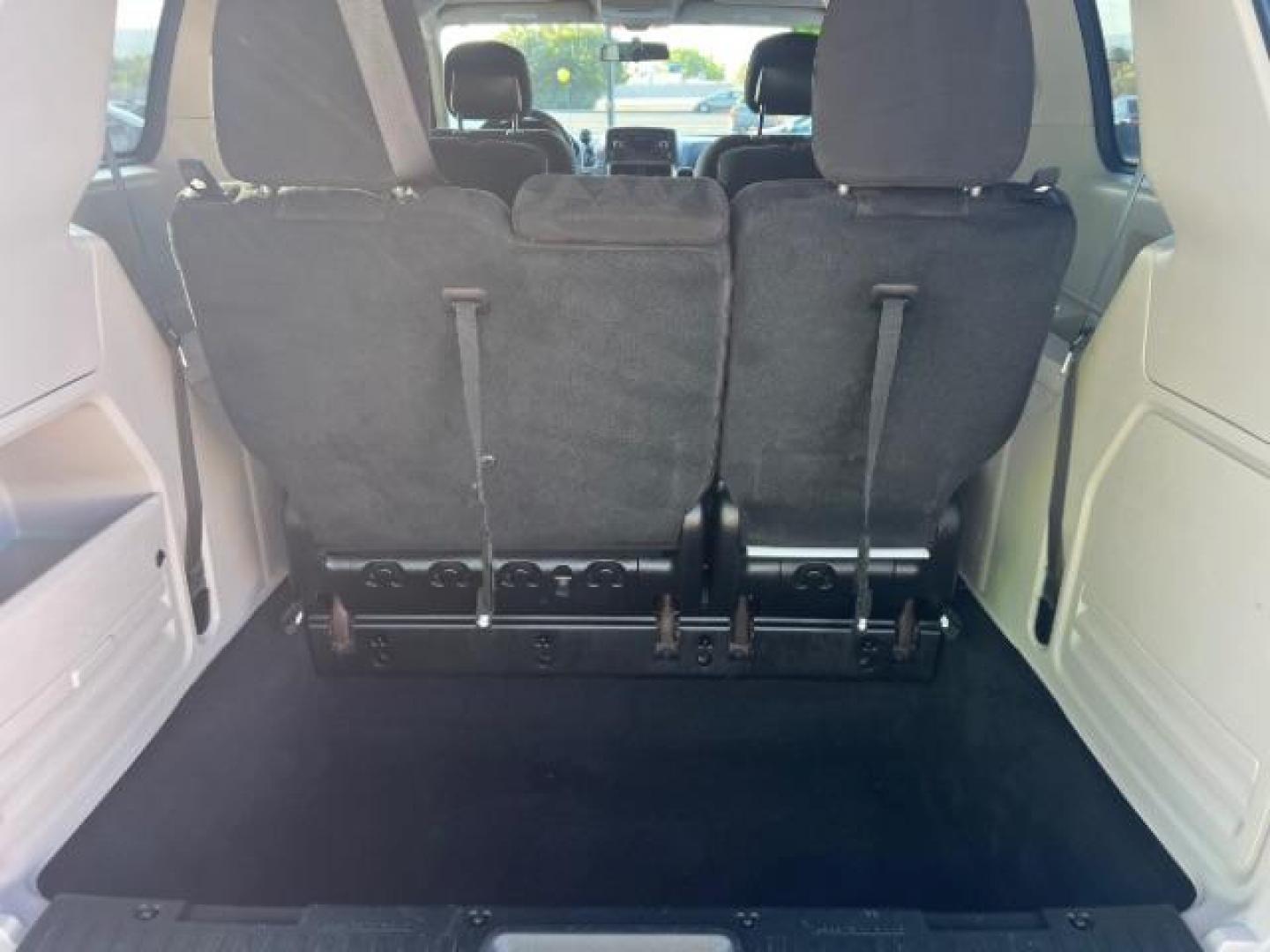 2014 Billet Silver Metall /Black Dodge Grand Caravan SE (2C4RDGBG8ER) with an 3.6L V6 DOHC 24V engine, 6-Speed Automatic transmission, located at 1865 East Red Hills Pkwy, St. George, 84770, (435) 628-0023, 37.120850, -113.543640 - We specialize in helping ALL people get the best financing available. No matter your credit score, good, bad or none we can get you an amazing rate. Had a bankruptcy, divorce, or repossessions? We give you the green light to get your credit back on the road. Low down and affordable payments that fit - Photo#29