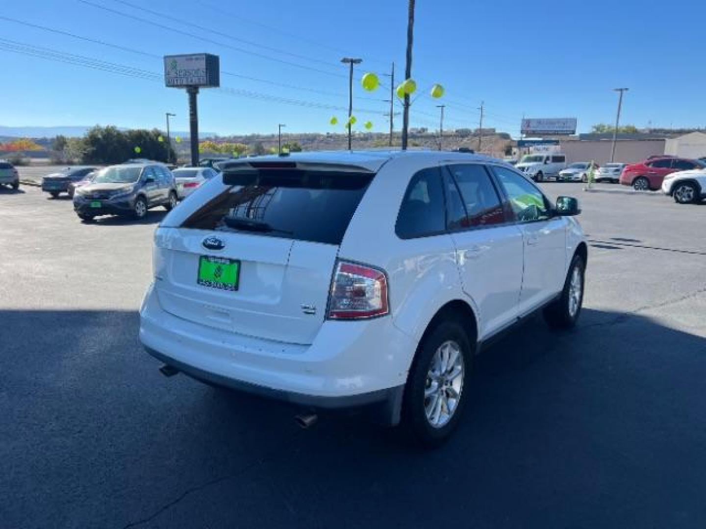 2010 White Platinum Tricoat Metallic /Charcoal Black Cloth Interior Ford Edge SEL AWD (2FMDK4JC9AB) with an 3.5L V6 DOHC 24V engine, 6-Speed Automatic transmission, located at 1865 East Red Hills Pkwy, St. George, 84770, (435) 628-0023, 37.120850, -113.543640 - This vehicle is a Mechanic Special. This means it will need some love. Runs a drives fine but has body damage, leaks or other mechanical issues. It did NOT pass our 50 point inspection. Get a great deal on a less than perfect car. These cars do NOT qualify for our in house financing. Cash and carry, - Photo#6
