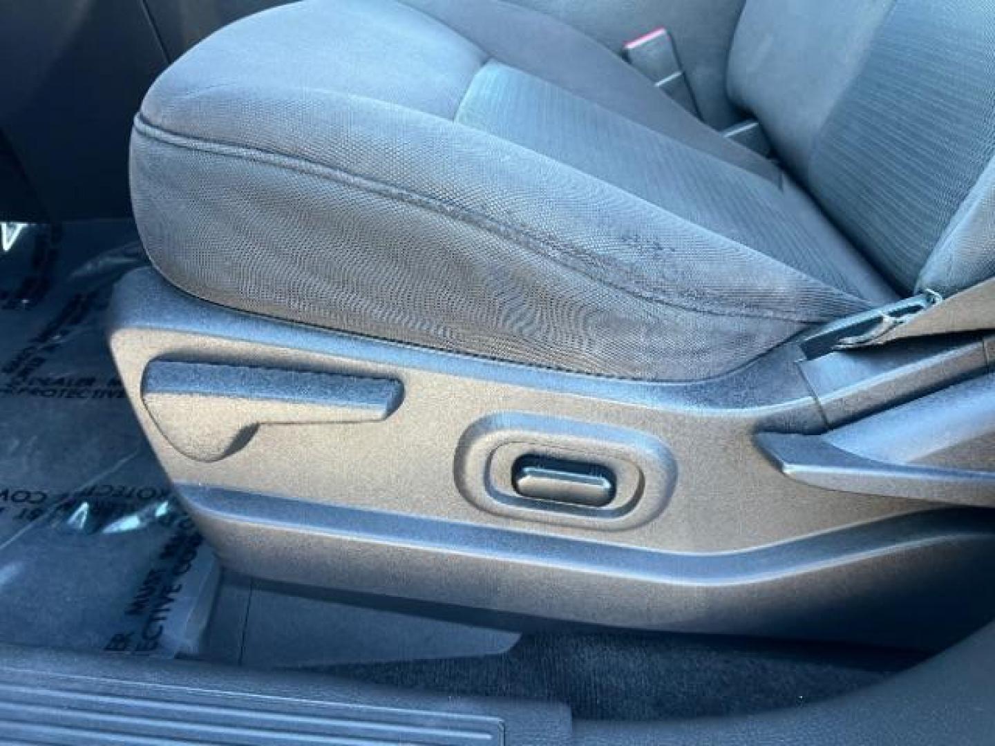 2010 White Platinum Tricoat Metallic /Charcoal Black Cloth Interior Ford Edge SEL AWD (2FMDK4JC9AB) with an 3.5L V6 DOHC 24V engine, 6-Speed Automatic transmission, located at 1865 East Red Hills Pkwy, St. George, 84770, (435) 628-0023, 37.120850, -113.543640 - This vehicle is a Mechanic Special. This means it will need some love. Runs a drives fine but has body damage, leaks or other mechanical issues. It did NOT pass our 50 point inspection. Get a great deal on a less than perfect car. These cars do NOT qualify for our in house financing. Cash and carry, - Photo#9