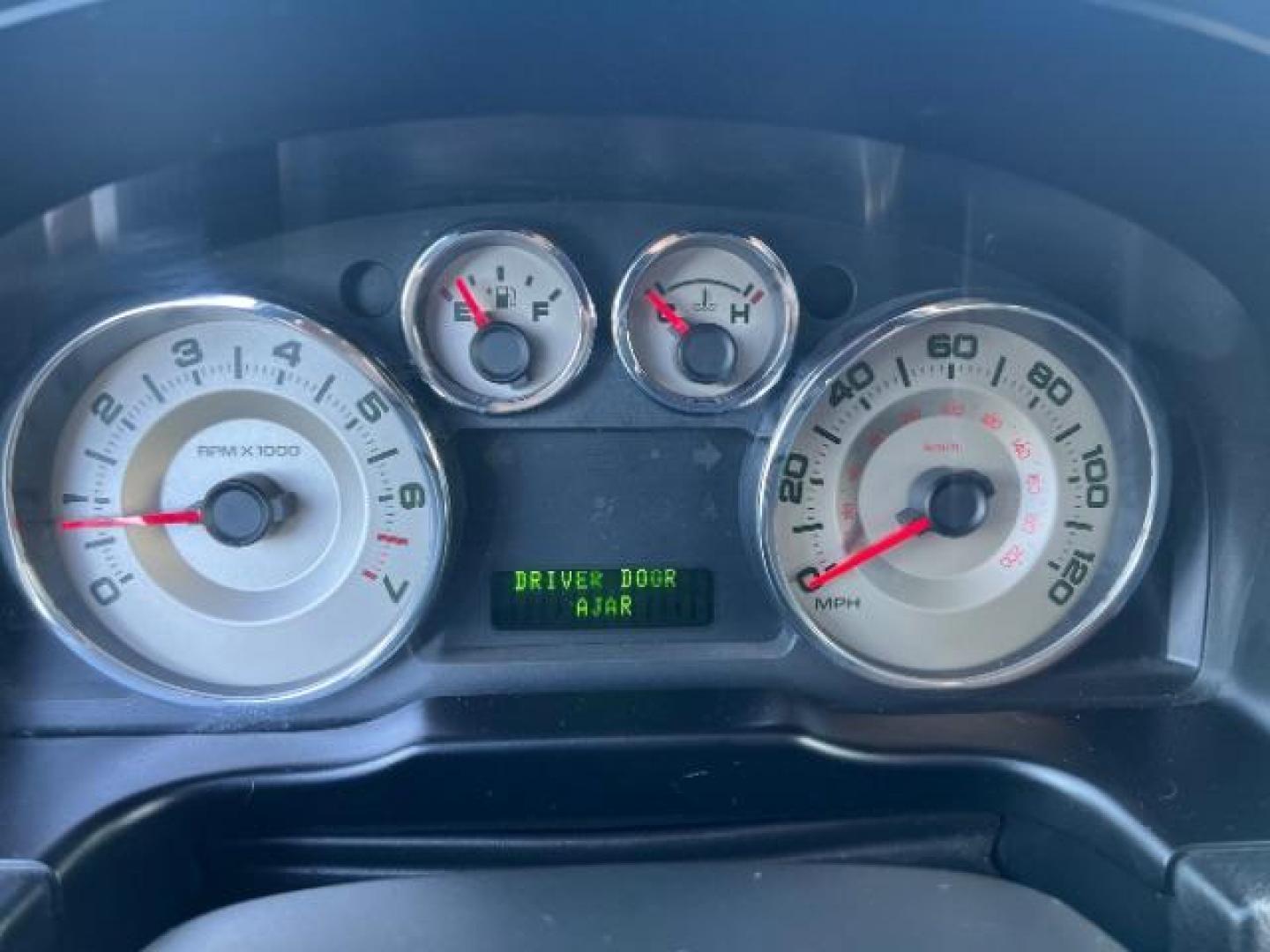 2010 White Platinum Tricoat Metallic /Charcoal Black Cloth Interior Ford Edge SEL AWD (2FMDK4JC9AB) with an 3.5L V6 DOHC 24V engine, 6-Speed Automatic transmission, located at 1865 East Red Hills Pkwy, St. George, 84770, (435) 628-0023, 37.120850, -113.543640 - This vehicle is a Mechanic Special. This means it will need some love. Runs a drives fine but has body damage, leaks or other mechanical issues. It did NOT pass our 50 point inspection. Get a great deal on a less than perfect car. These cars do NOT qualify for our in house financing. Cash and carry, - Photo#12