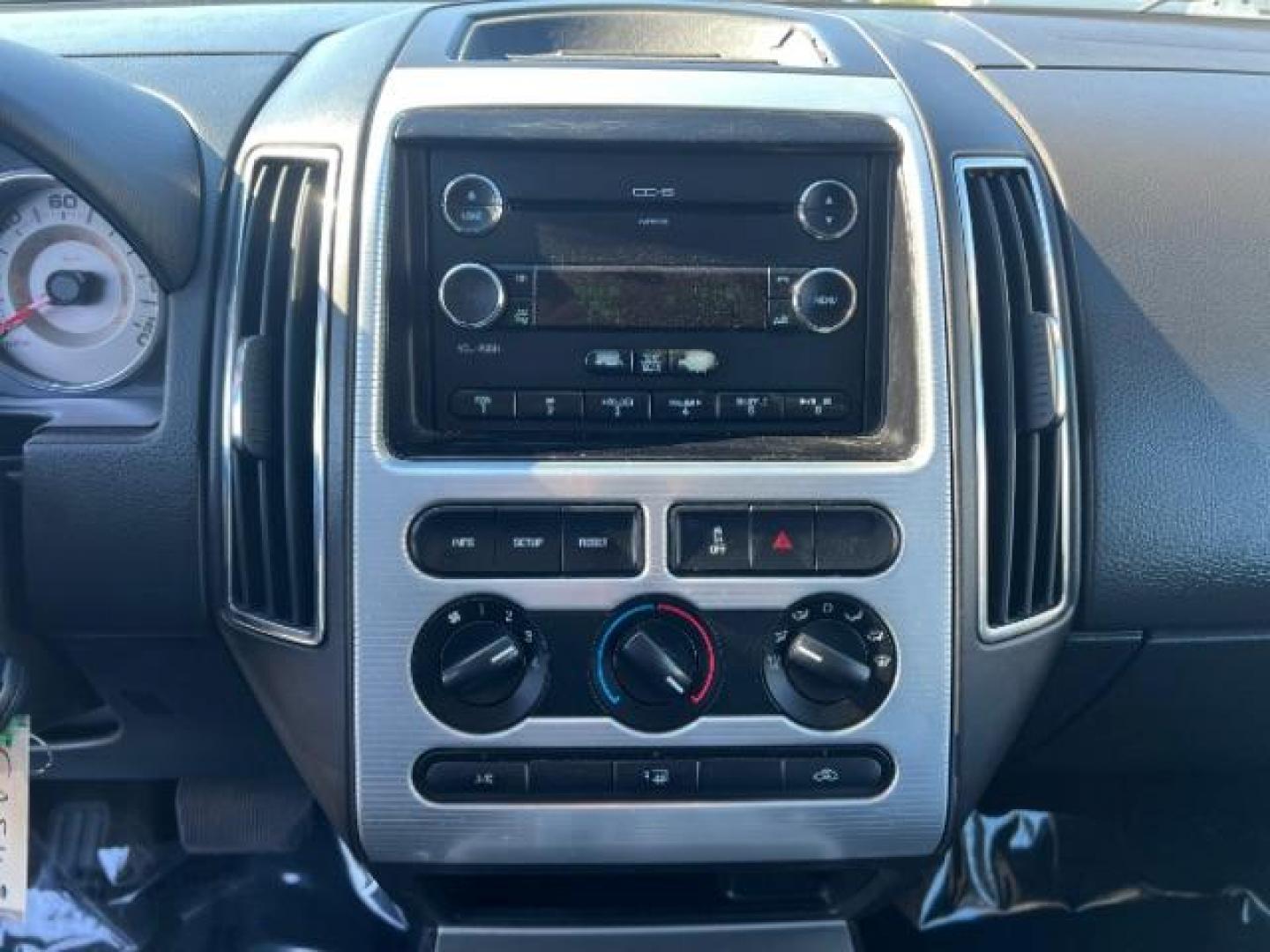 2010 White Platinum Tricoat Metallic /Charcoal Black Cloth Interior Ford Edge SEL AWD (2FMDK4JC9AB) with an 3.5L V6 DOHC 24V engine, 6-Speed Automatic transmission, located at 1865 East Red Hills Pkwy, St. George, 84770, (435) 628-0023, 37.120850, -113.543640 - This vehicle is a Mechanic Special. This means it will need some love. Runs a drives fine but has body damage, leaks or other mechanical issues. It did NOT pass our 50 point inspection. Get a great deal on a less than perfect car. These cars do NOT qualify for our in house financing. Cash and carry, - Photo#13