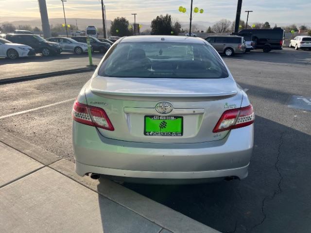 2011 Classic Silver Metallic /Ash Cloth Interior Toyota Camry Base 6-Spd AT (4T1BF3EK1BU) with an 2.5L L4 DOHC 16V engine, 6-Speed Automatic transmission, located at 1865 East Red Hills Pkwy, St. George, 84770, (435) 628-0023, 37.120850, -113.543640 - This vehicle is a Mechanic Special. This means it will need some love. Runs a drives fine but has body damage, leaks or other mechanical issues. It did NOT pass our 50 point inspection. Get a great deal on a less than perfect car. These cars do NOT qualify for our in house financing. Cash and carry, - Photo#5