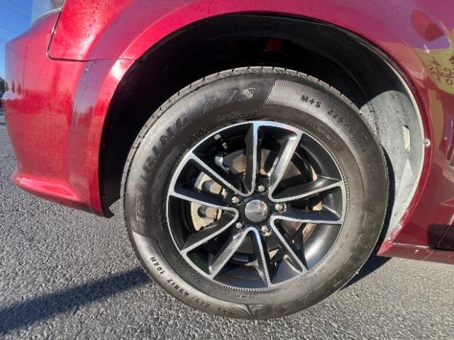 2017 Octane Red Pearl Coat /Black, leather Dodge Grand Caravan GT (2C4RDGEG7HR) with an 3.6L V6 DOHC 24V engine, 6-Speed Automatic transmission, located at 1865 East Red Hills Pkwy, St. George, 84770, (435) 628-0023, 37.120850, -113.543640 - We specialize in helping ALL people get the best financing available. No matter your credit score, good, bad or none we can get you an amazing rate. Had a bankruptcy, divorce, or repossessions? We give you the green light to get your credit back on the road. Low down and affordable payments that fit - Photo#10