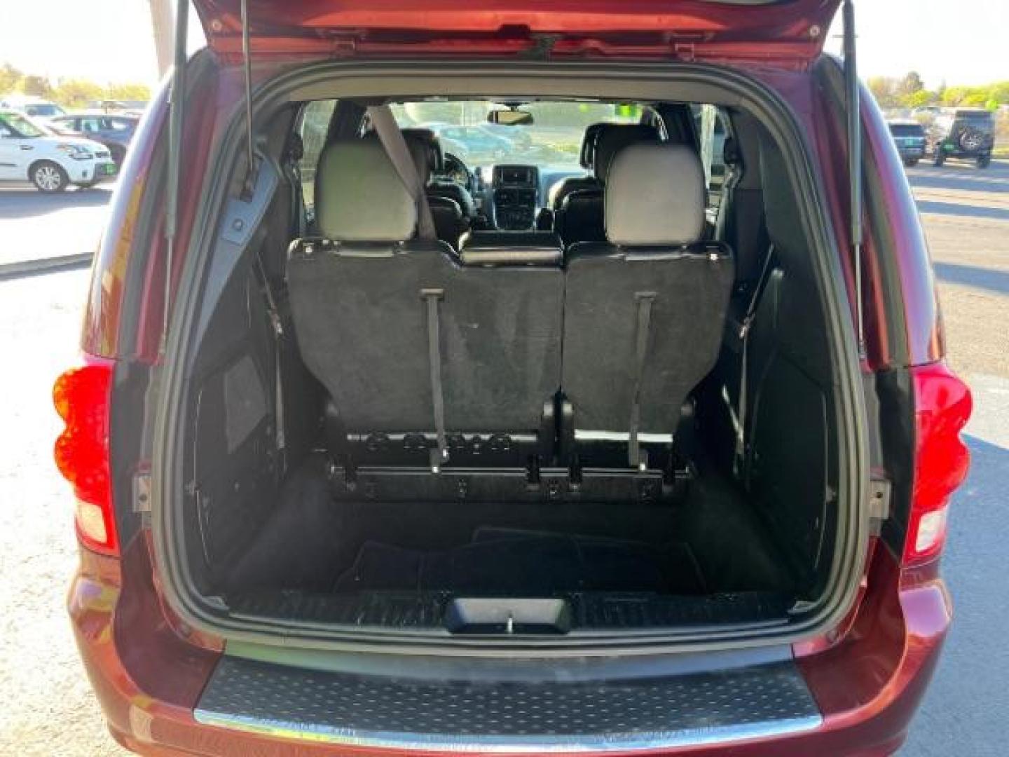 2017 Octane Red Pearl Coat /Black, leather Dodge Grand Caravan GT (2C4RDGEG7HR) with an 3.6L V6 DOHC 24V engine, 6-Speed Automatic transmission, located at 1865 East Red Hills Pkwy, St. George, 84770, (435) 628-0023, 37.120850, -113.543640- Photo#24