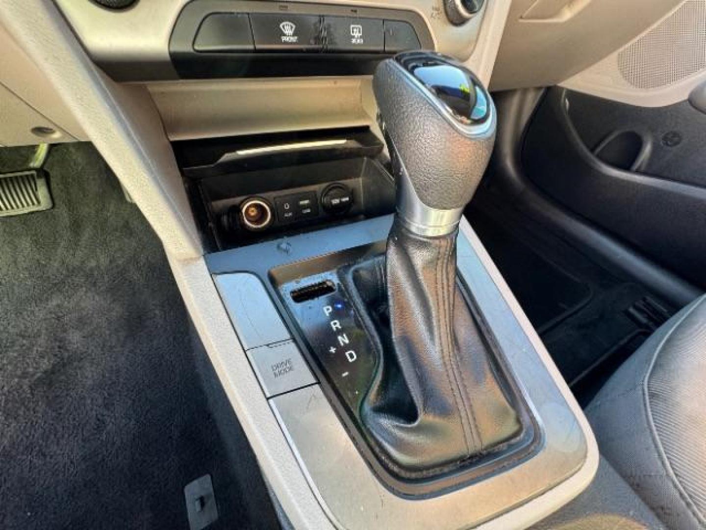 2018 Galactic Gray /Gray, leather Hyundai Elantra Limited (5NPD84LF5JH) with an 1.8L L4 DOHC 16V engine, 6-Speed Automatic transmission, located at 1865 East Red Hills Pkwy, St. George, 84770, (435) 628-0023, 37.120850, -113.543640 - We specialize in helping ALL people get the best financing available. No matter your credit score, good, bad or none we can get you an amazing rate. Had a bankruptcy, divorce, or repossessions? We give you the green light to get your credit back on the road. Low down and affordable payments that fit - Photo#26