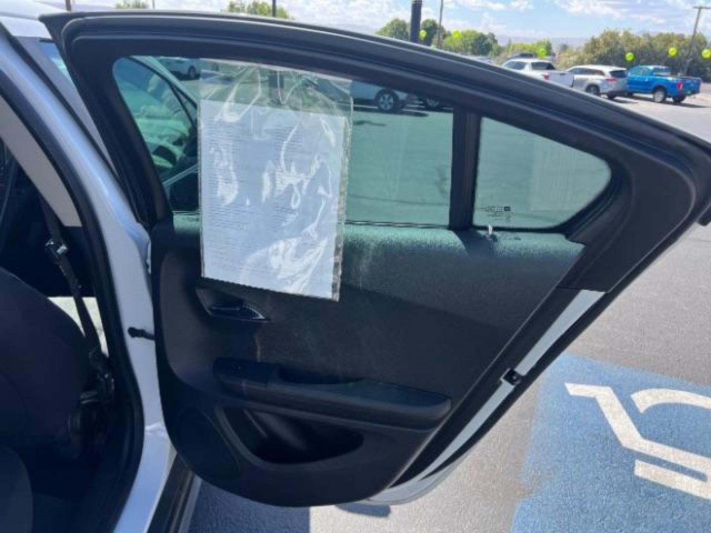 2015 Summit White /Jet Black/Dark Accen Chevrolet Volt Standard w/ Navigati (1G1RC6E47FU) with an 1.4L L4 DOHC 16V PLU engine, Continuously Variabl transmission, located at 1865 East Red Hills Pkwy, St. George, 84770, (435) 628-0023, 37.120850, -113.543640 - We specialize in helping ALL people get the best financing available. No matter your credit score, good, bad or none we can get you an amazing rate. Had a bankruptcy, divorce, or repossessions? We give you the green light to get your credit back on the road. Low down and affordable payments that fit - Photo#25